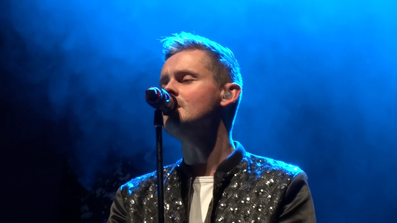 Tom Chaplin  -   Walking In The Air  (Cover)