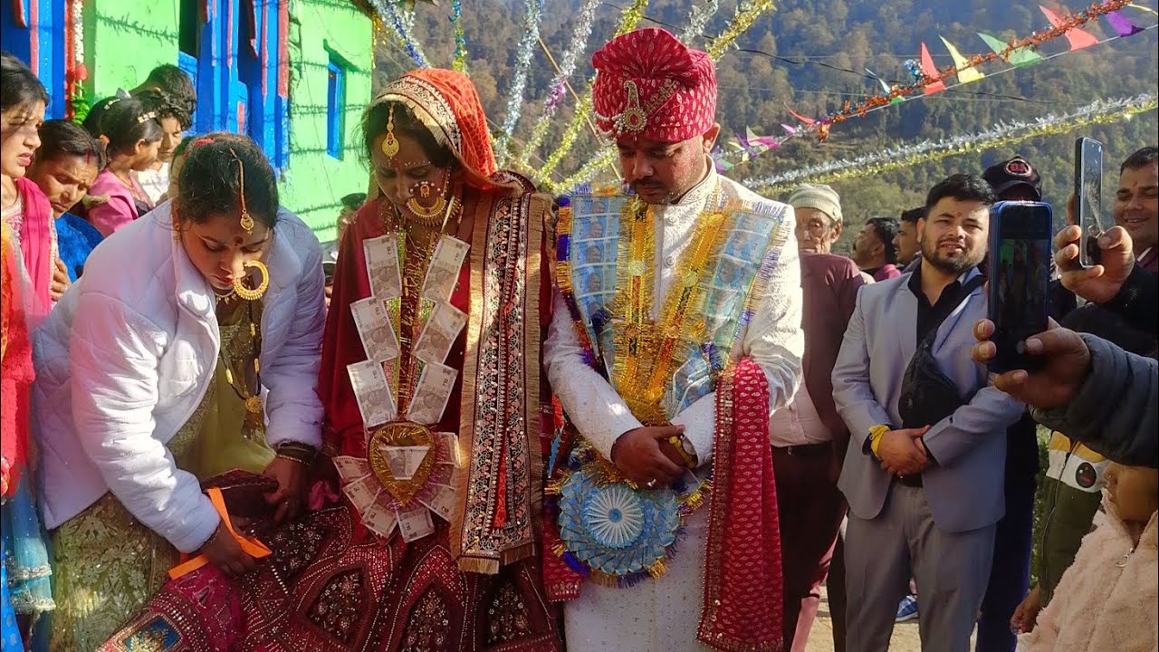 हिमालय की गोद में एक पवित्र बंधन || Pahadi Wedding || Village Marriage ||  @HRKhalpattiyaVlogs