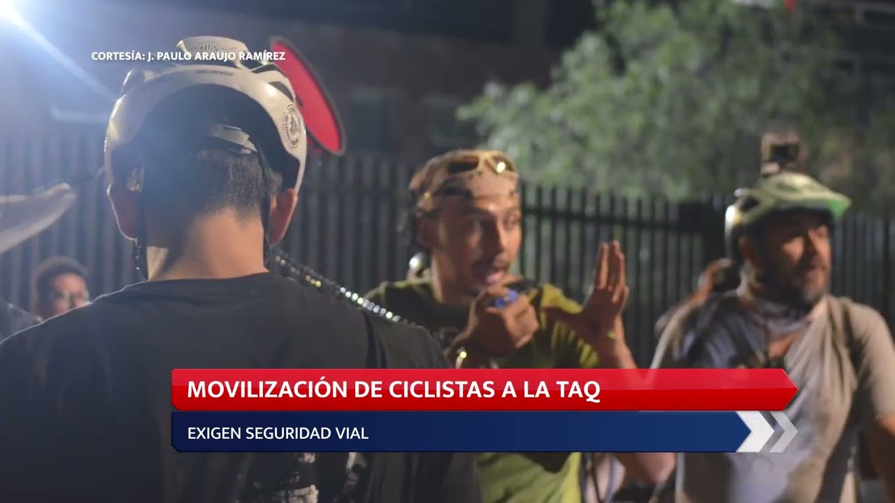 CICLISTAS SE MANIFIESTAN EN TERMINAL DE AUTOBUSES DE QUERETARO