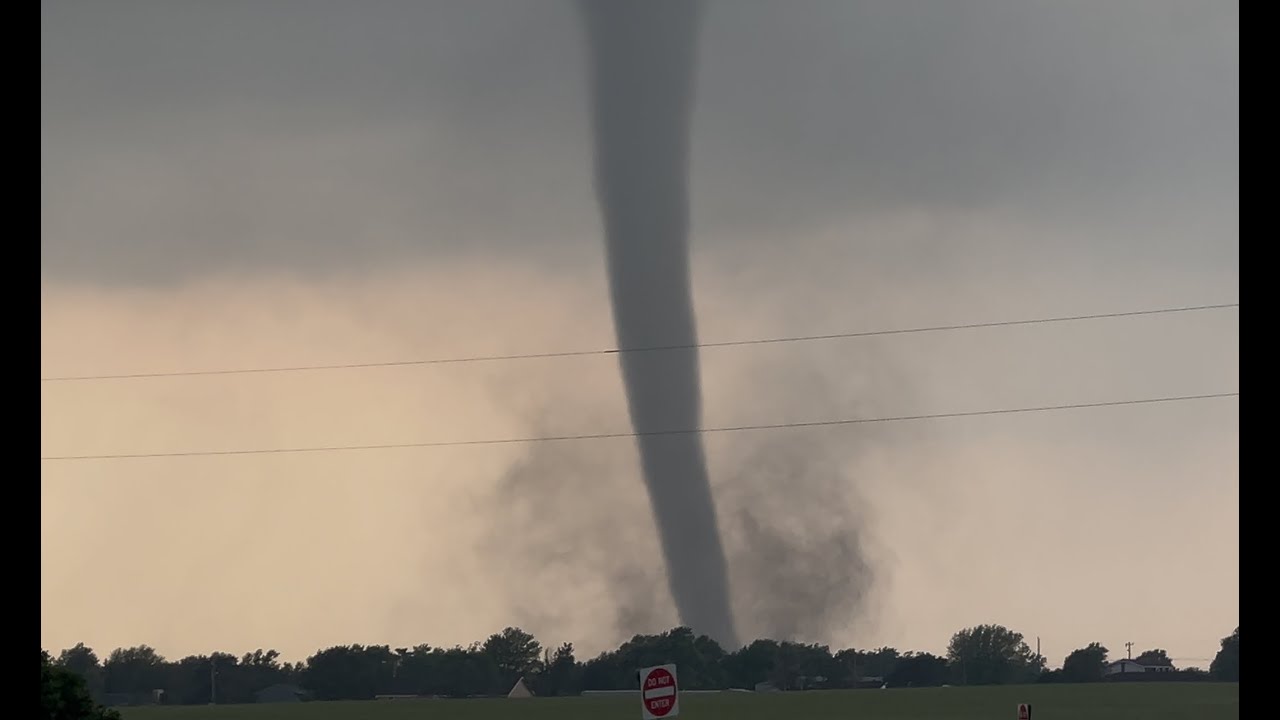 Incredible Tornadoes Arnett Oklahoma May 18, 2025 (4K) Full Version