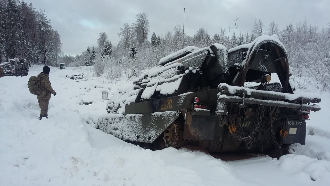 Op Cabrit REME recovery tasking (CrARRV-Challenger ARRV-British Army-heavy armour)