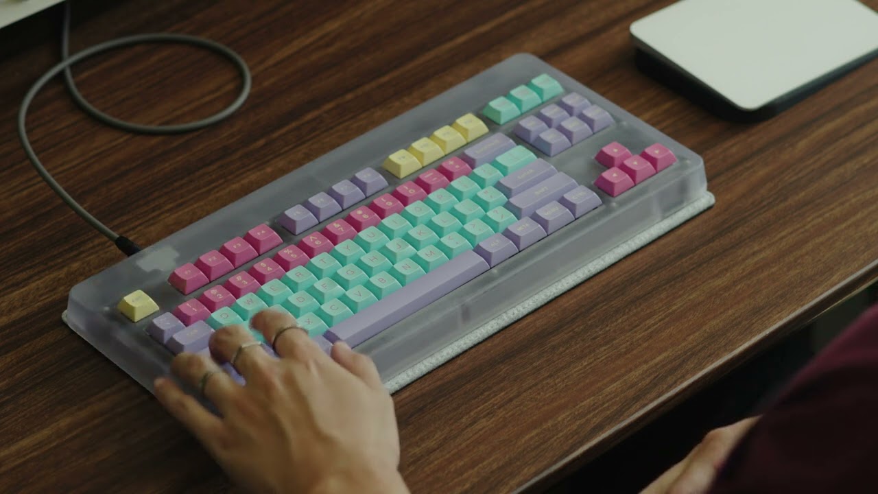 Polycarbonate Seneca Typing Test