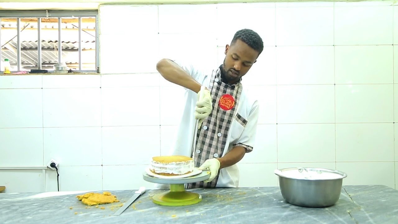 የ ኬክ አቀባብ በ ሰሚር