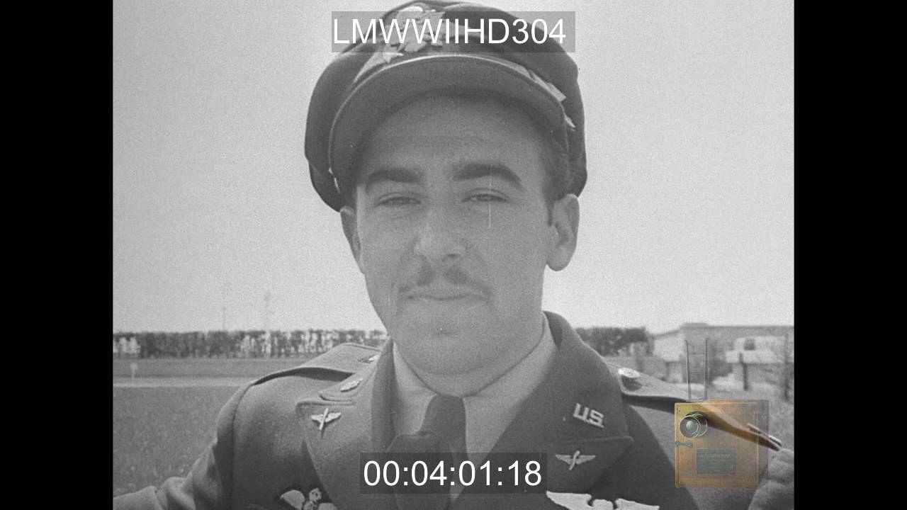 EISENHOWER MAKES TOUR OF INSPECTION OF 9TH AF BOMBER BASE US BOMBERS BOMB ENEMY INSTAL - LMWWIIHD304