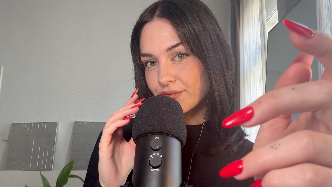 relaxing hand movement ASMR