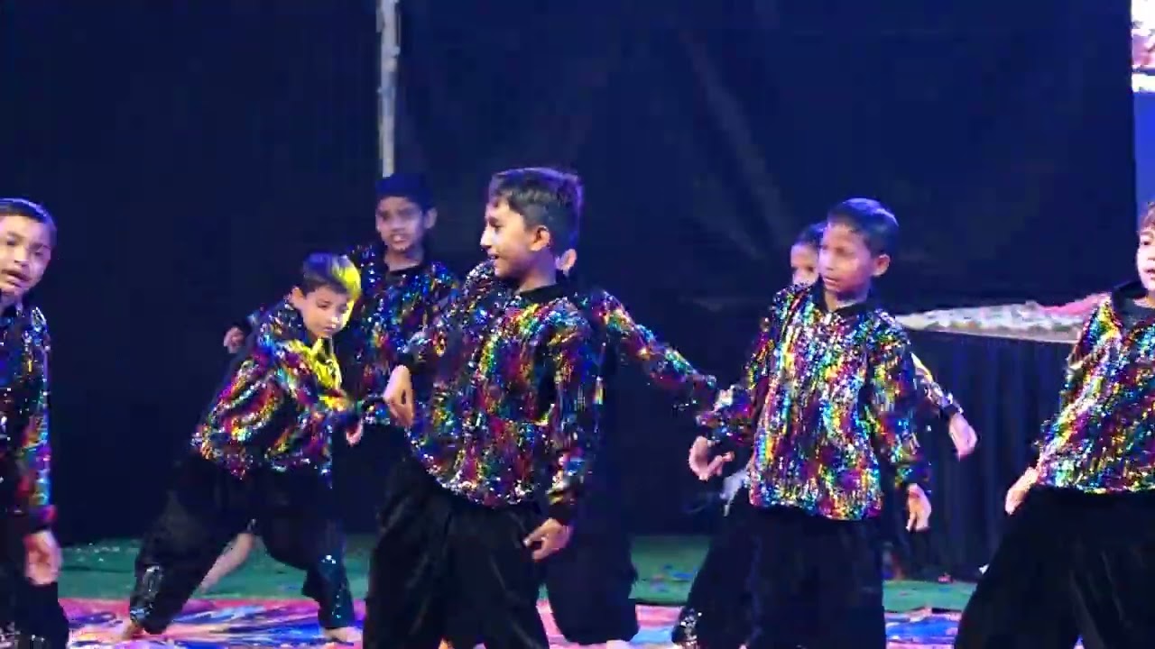 smt holnanthe  hostel students mix  dance