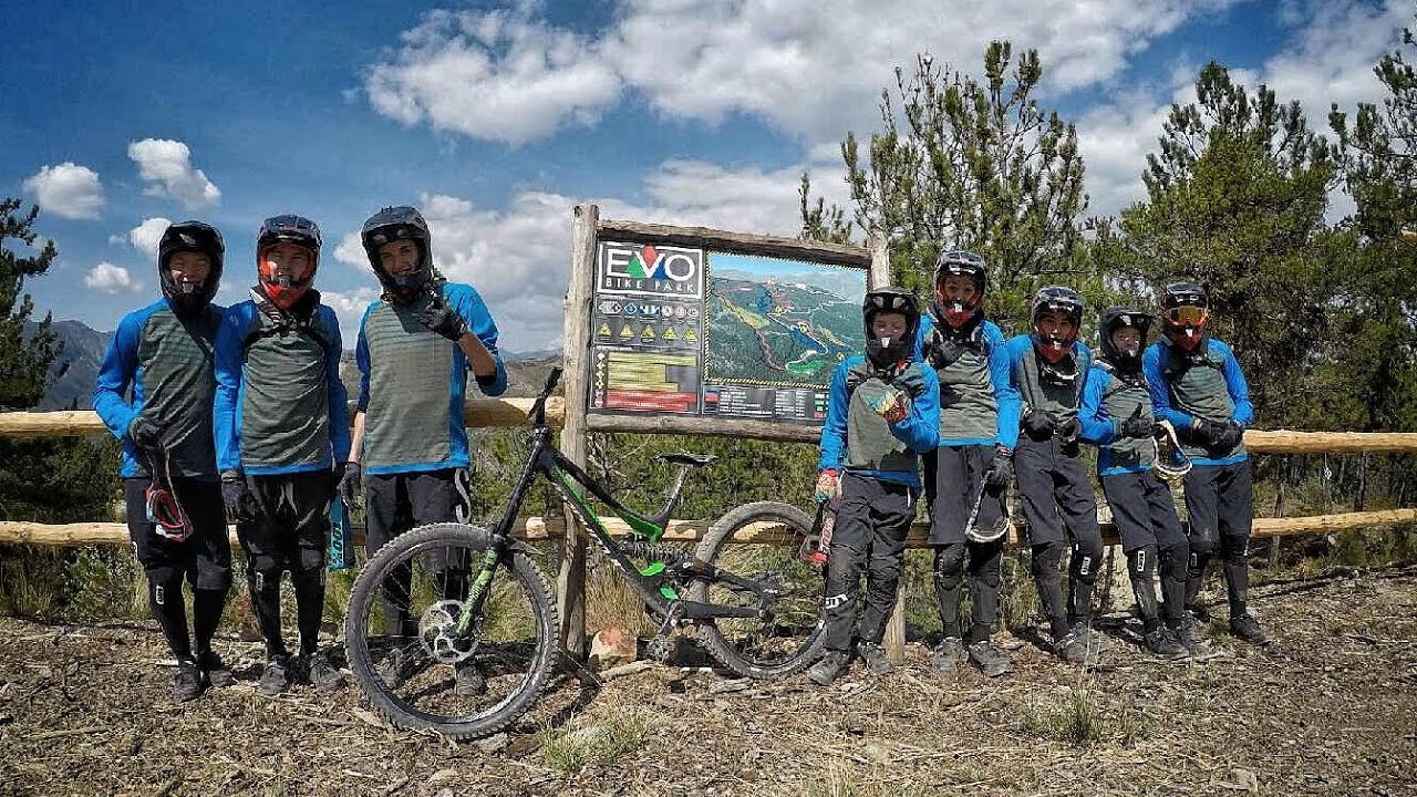 EVO Bike Park 2017 groupe YDH de PJPC