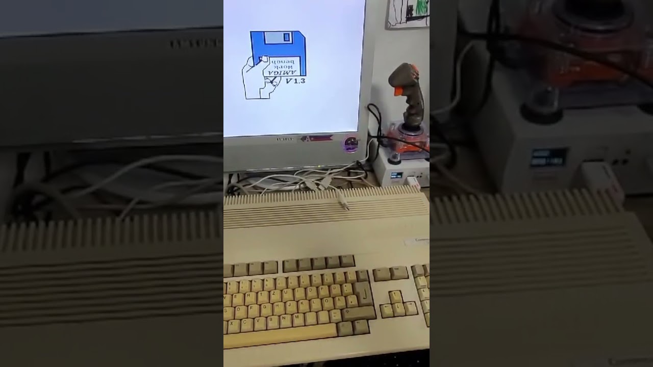 Boot Selector & GOTEK (Amiga 500) - odpalomy z Dawidem #amiga500 #gotek #retrogaming #shorts