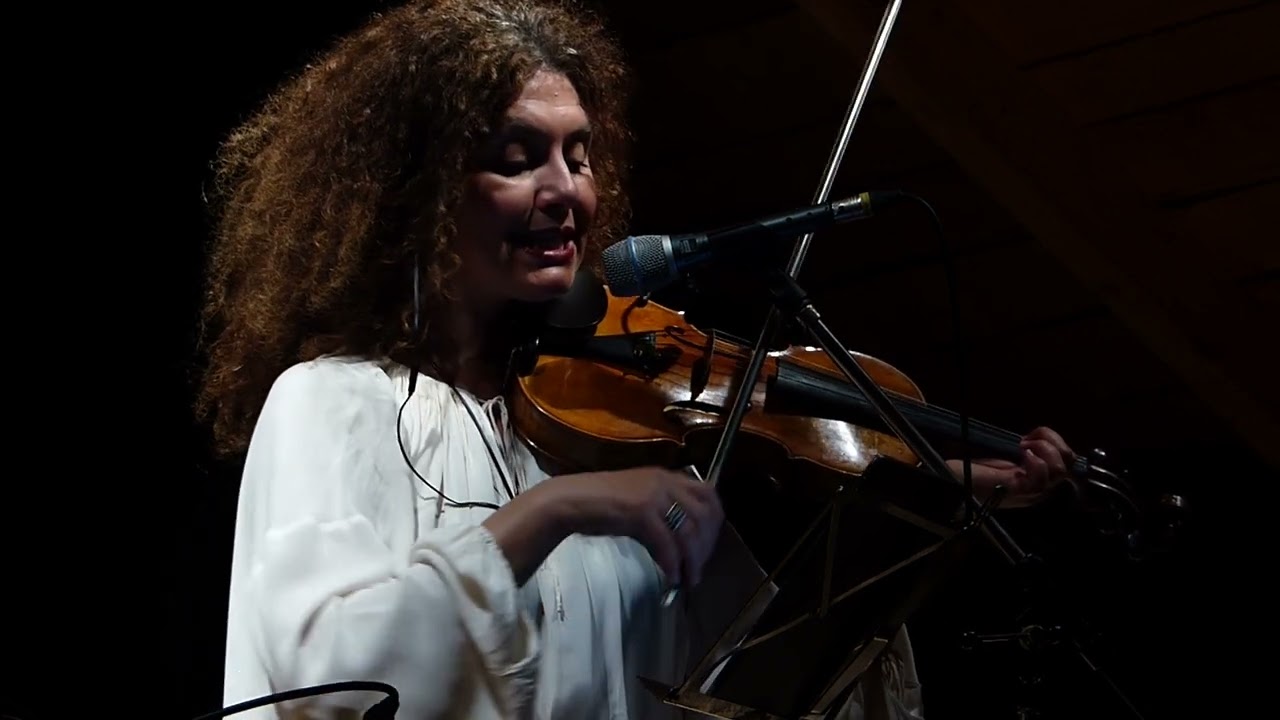 Biliana Voutchkova plays Peter Ablinger, Jazzatelier, Ulrichsberg, Austria, 2023-04-30 - An den Mond