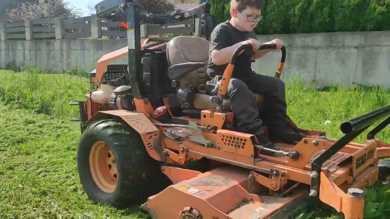 SCAG turf Tiger cat diesel Super M humus  a pačmito 5 let. ..