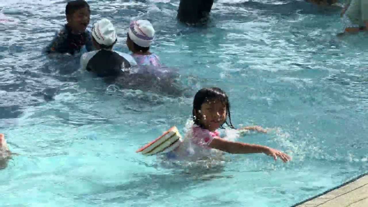 Our special Mia beating the Sgheat #sengkangswimmingcomplex