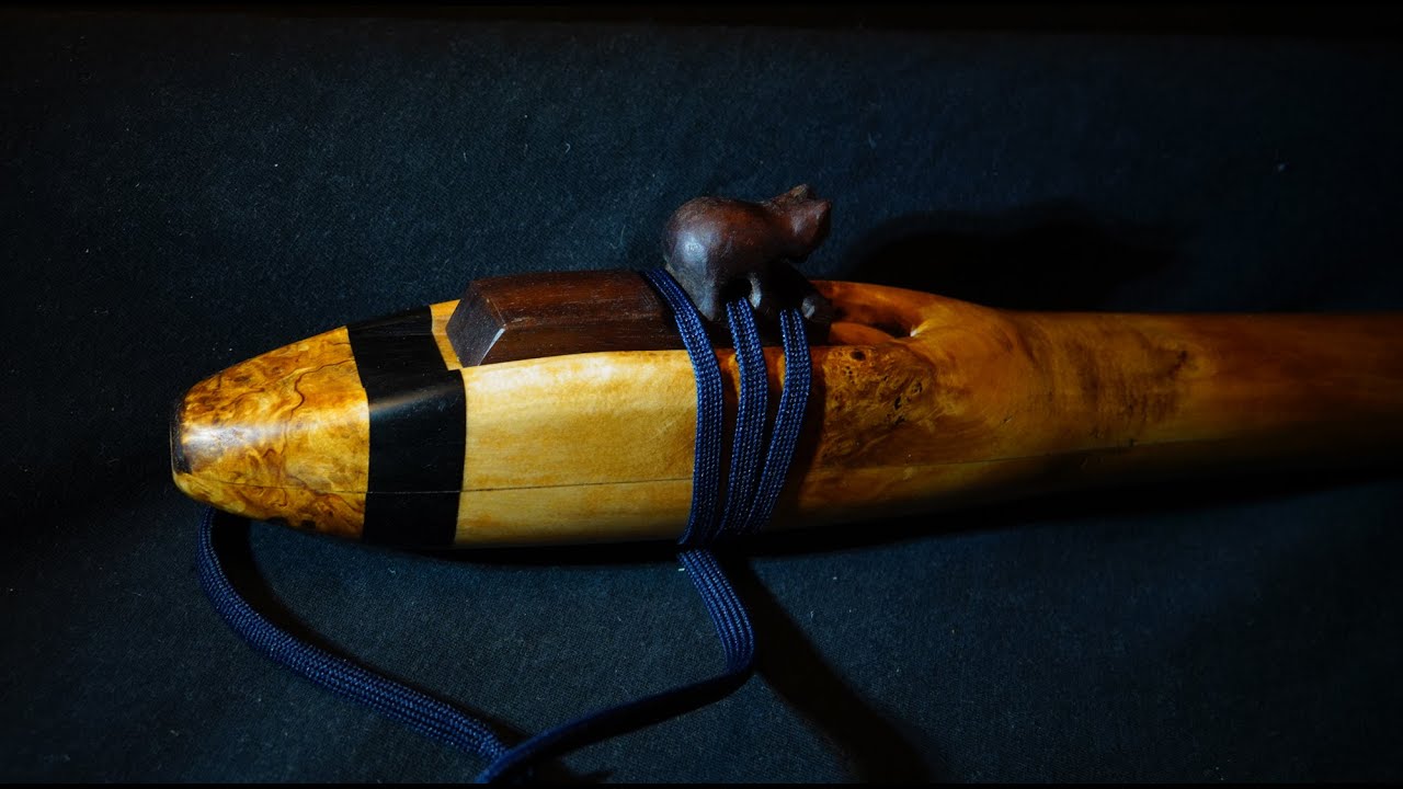 Native american style flute in low B