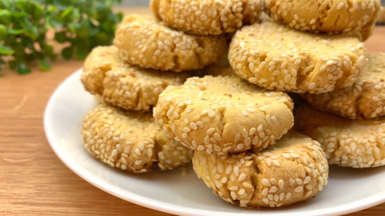 Без глютена и без сахара! Кукурузное печенье с кокосом и кунжутом за 5 минут