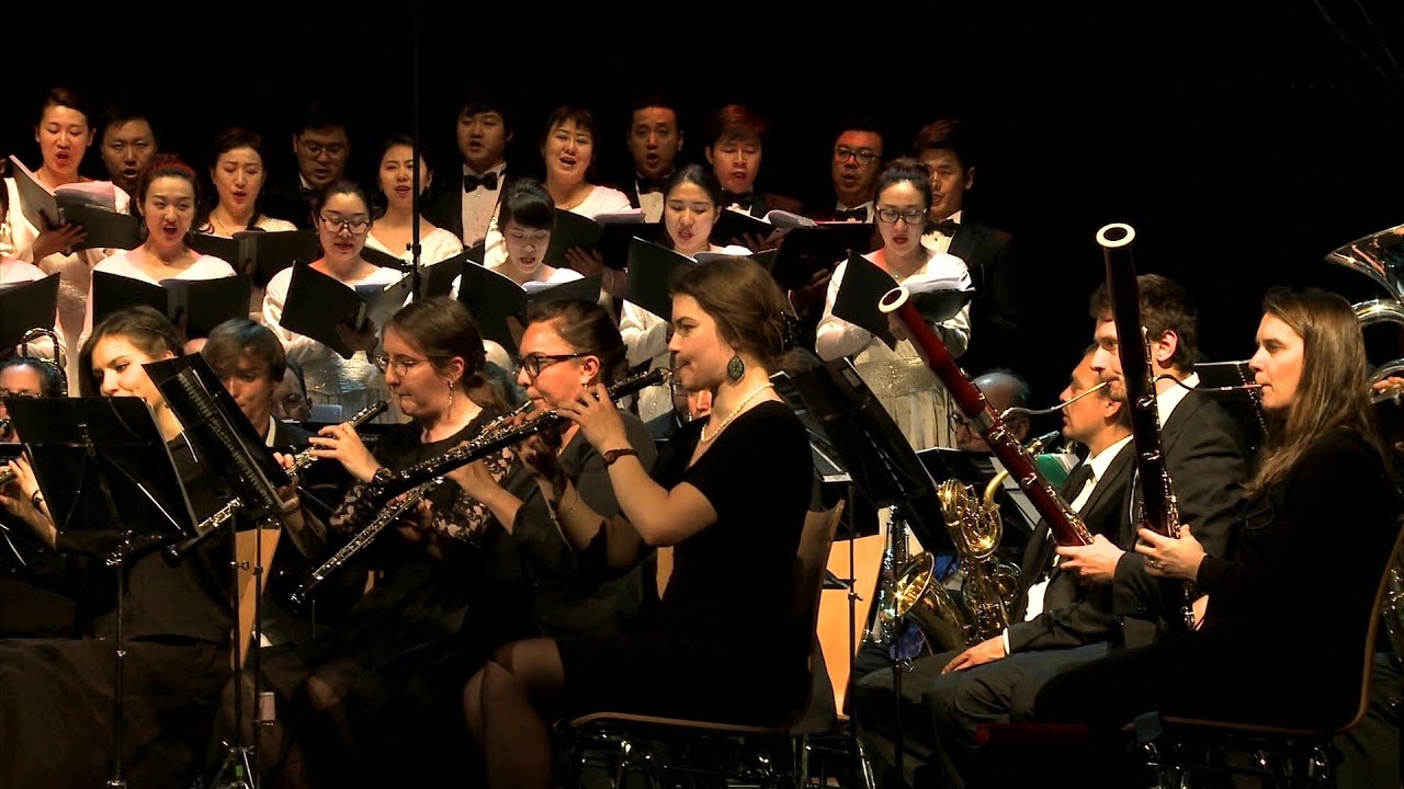 China National Opera House Choir - OHGe: Under the Brilliant Sun 在灿烂的阳光下 - 中国中央歌剧院合唱团/瑞士日内瓦州立管乐团