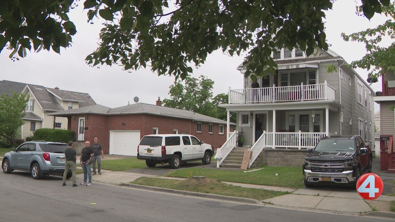 Kenmore residents startled after police raid neighborhood home