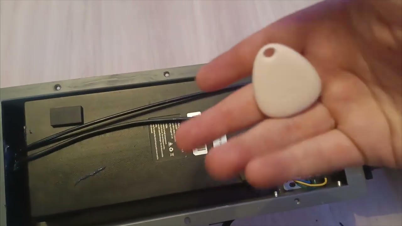 Jak zamontować lokalizator GPS w chulajnodzie elektrycznej 