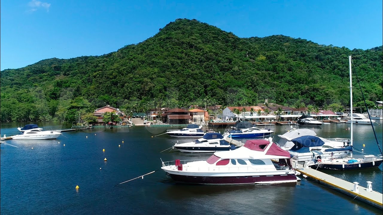 Marina Del Rey, condominio residencial no canal de Bertioga Guarujá | Verde Mar Imóveis