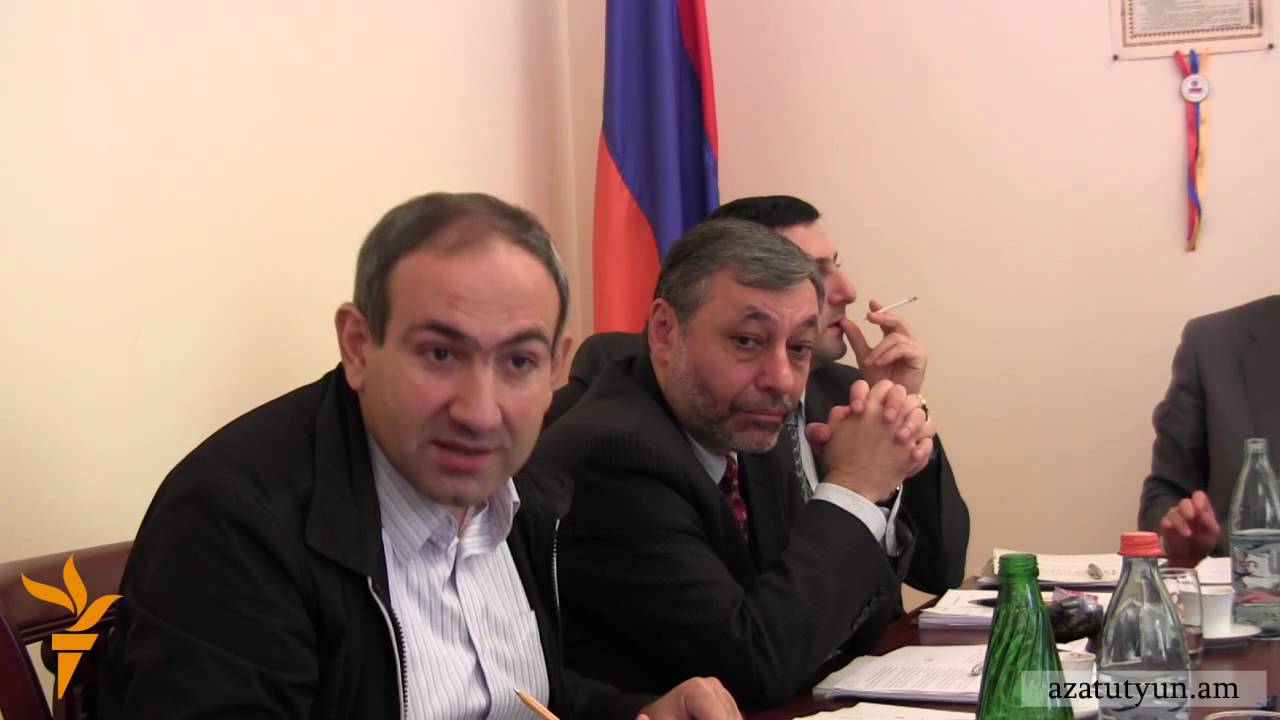 Թեժ բանավեճ Նիկոլ Փաշինյանի եւ Ռոմիկ Հարությունյանի միջեւ