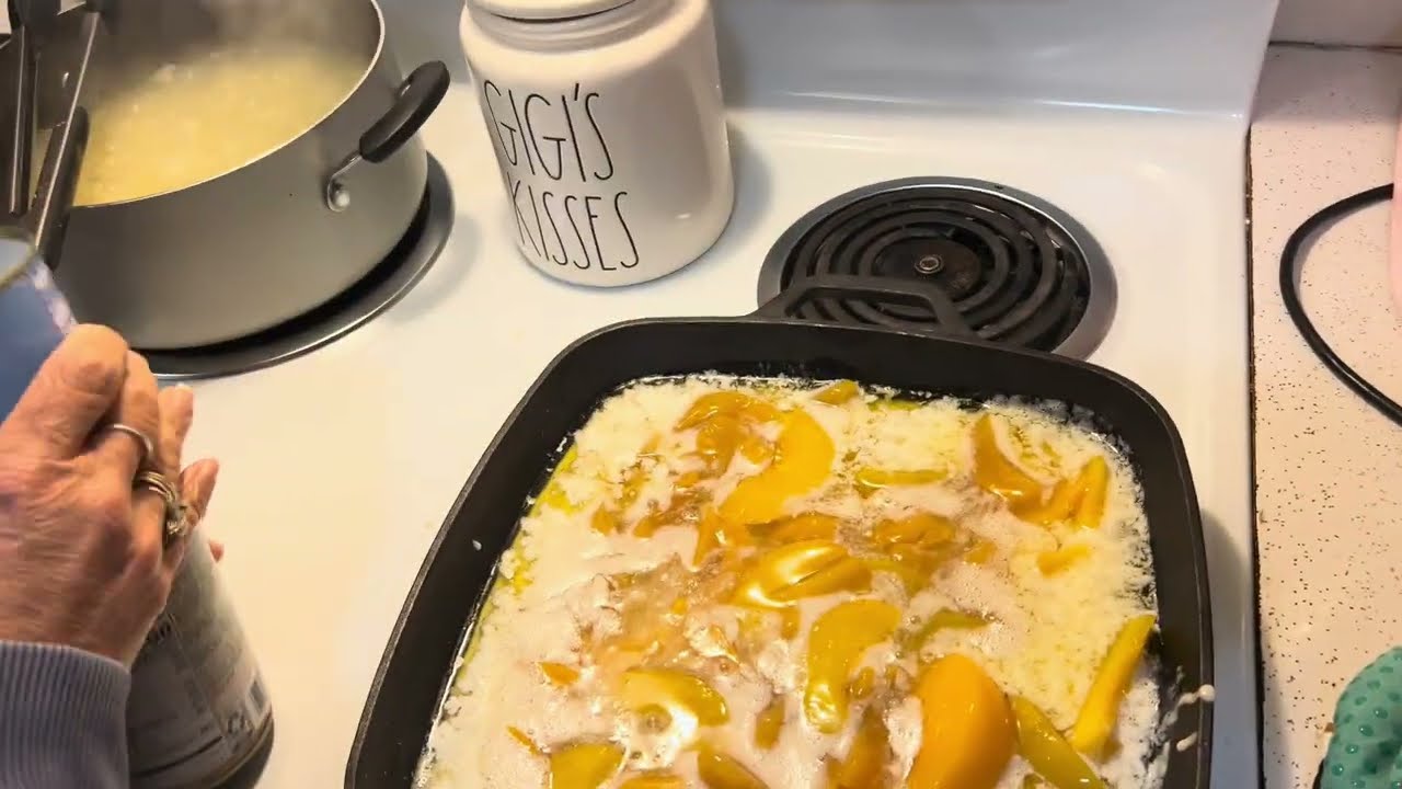 Easy Homemade Peach Cobbler Delicious 