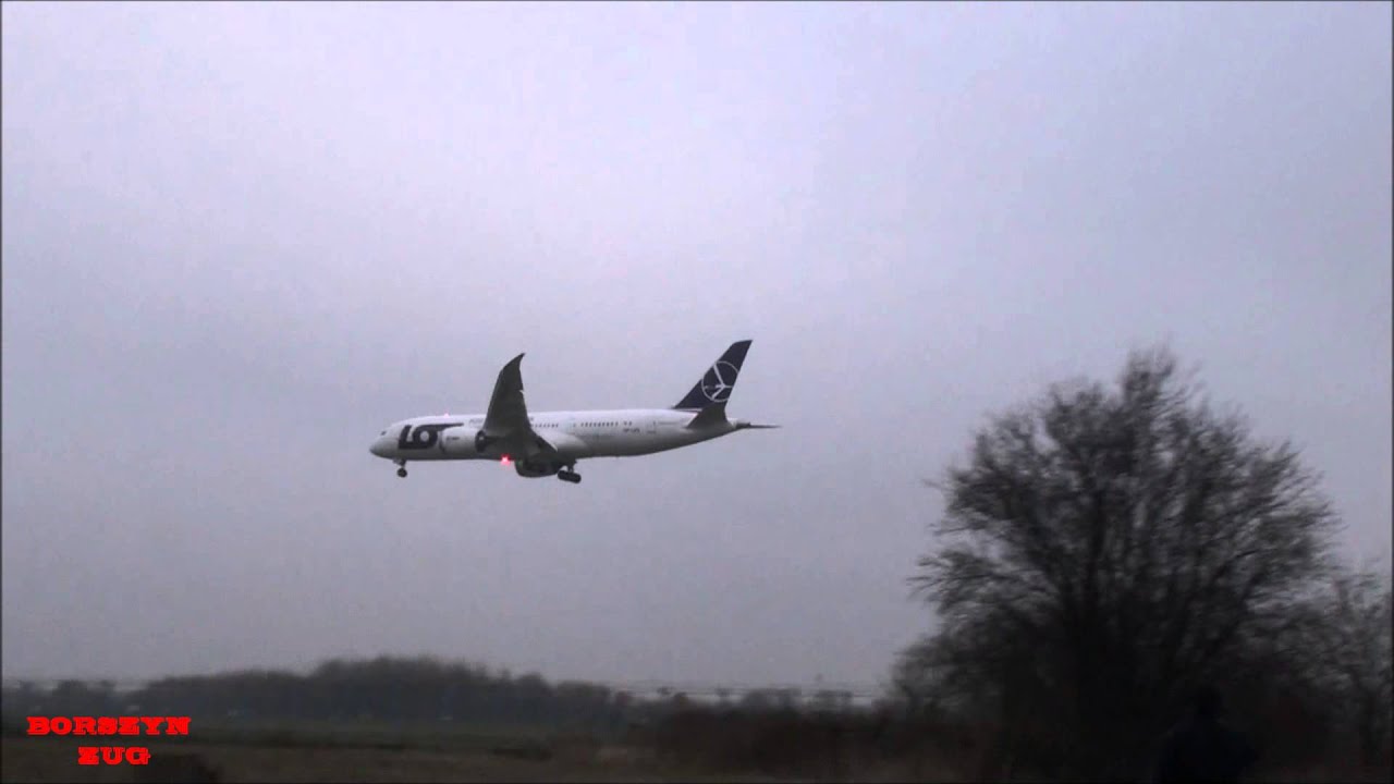 Przylot pierwszego Boeinga 787 Dreamliner linii lotniczych LOT