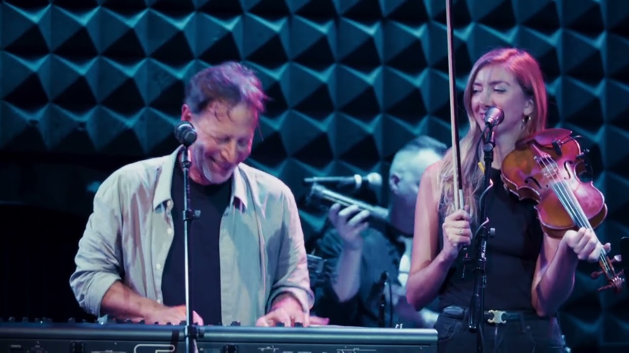 Pete Muller & The Kindred Souls | Walk on Water (Live from Joe's Pub)