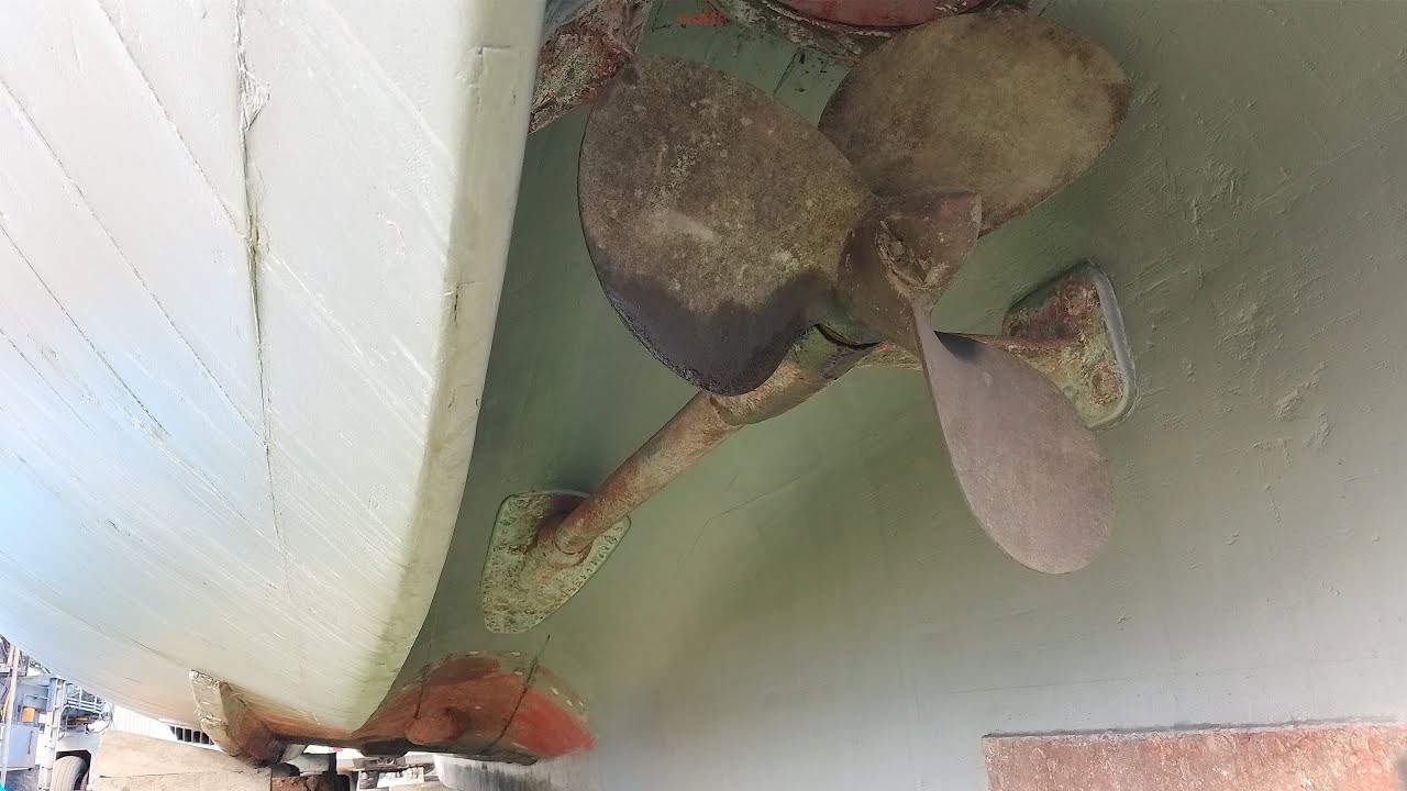 Legends Club LIVE! Working under a 14 tonne Little Ship