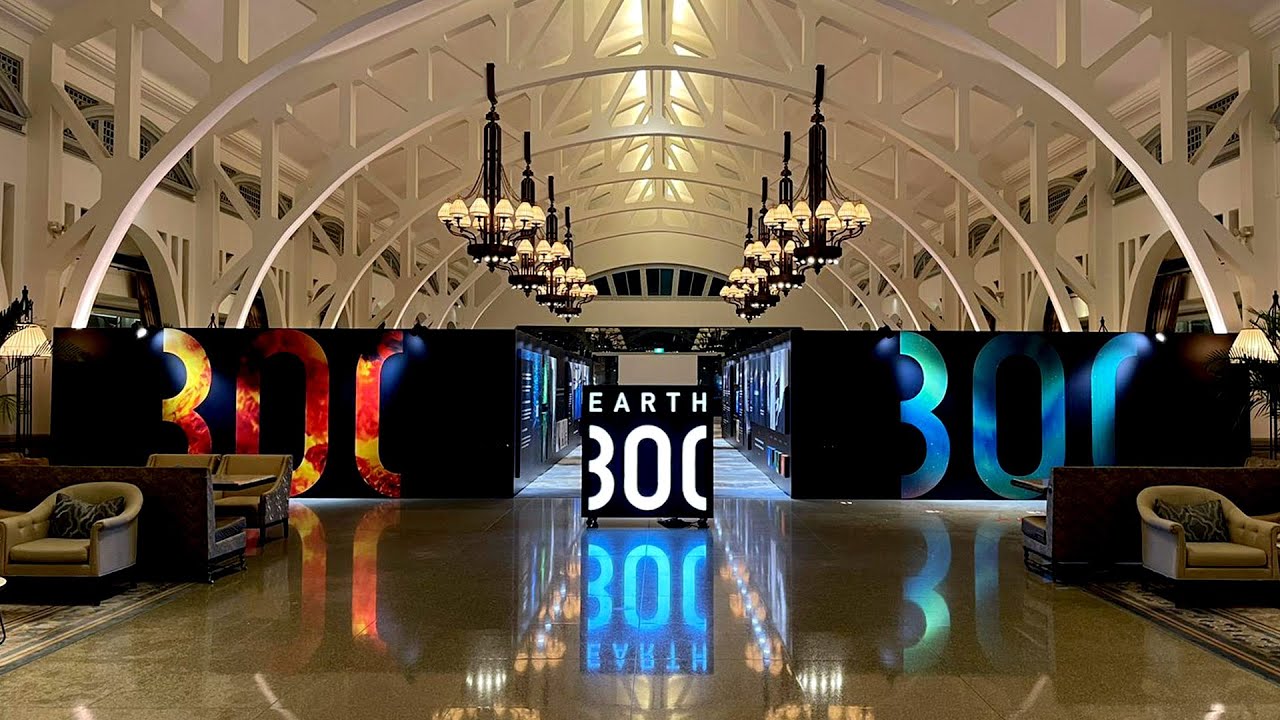Earth 300 Global Launch Full View