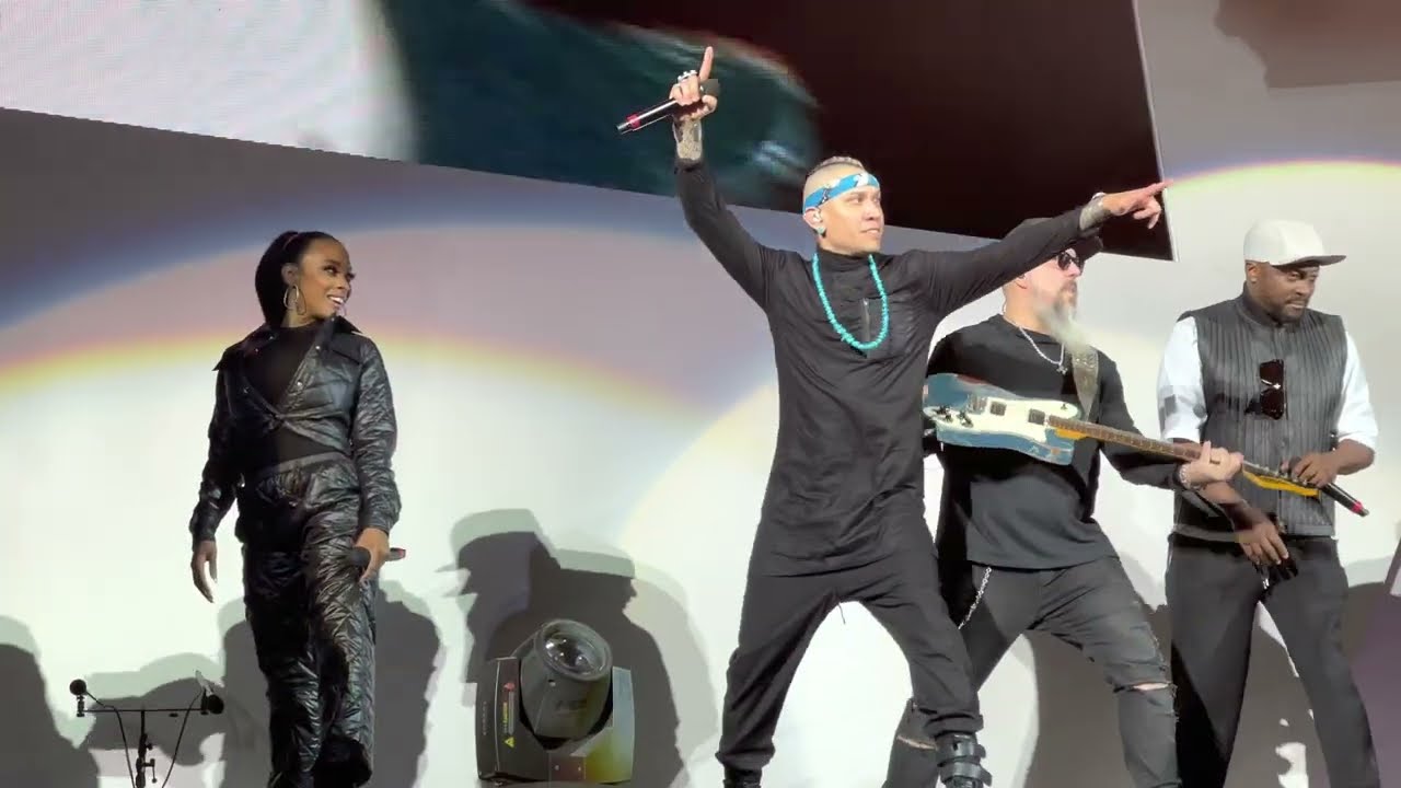 ‪ Black Eyed peas- Live Jeddah formula1‬ 2022 4K