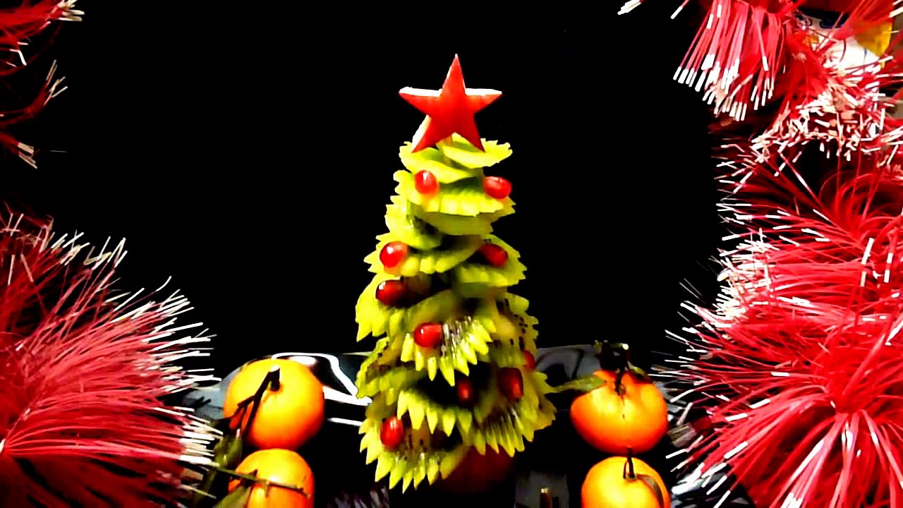 KIWI CHRISTMAS TREE - KIWI CARVING & FRUIT GARNISH - KIWI ART - FRUIT DECORATION
