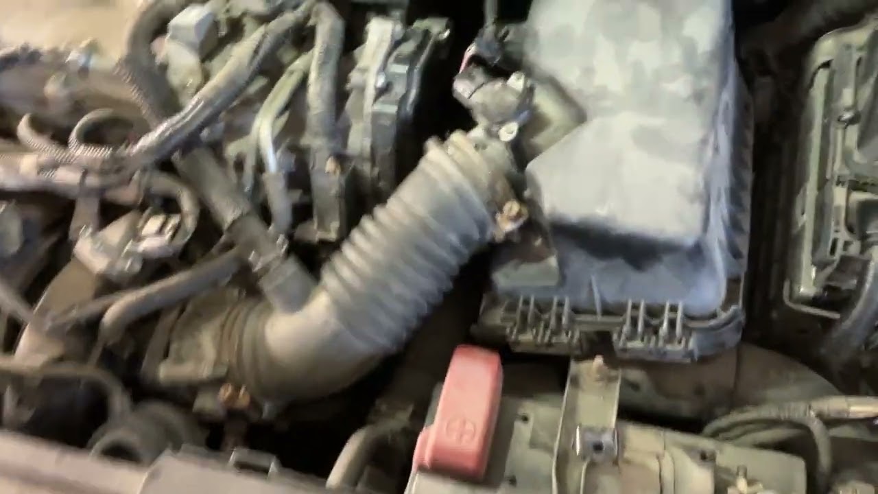 Toyota Auris E15 1.6 Valvematic Tekniikka Lyhyesti