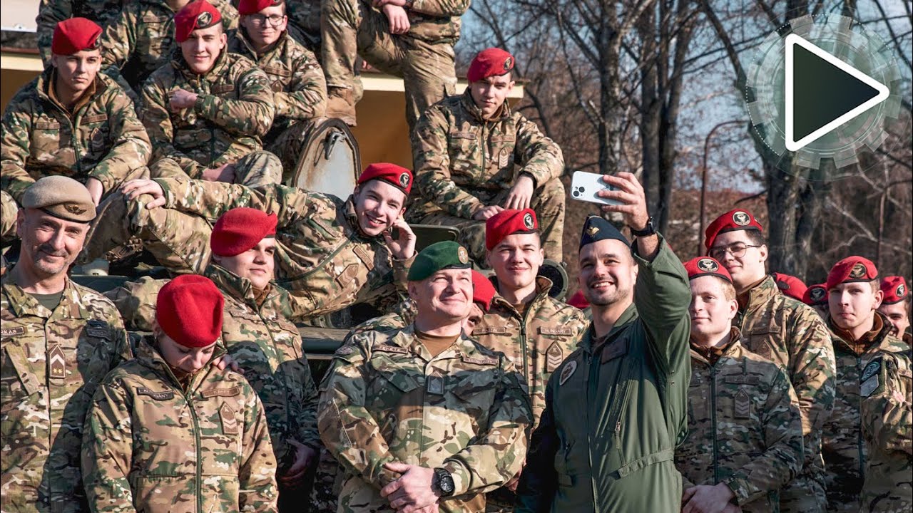 Debreceni kadétokkal találkoztak a kiképzők
