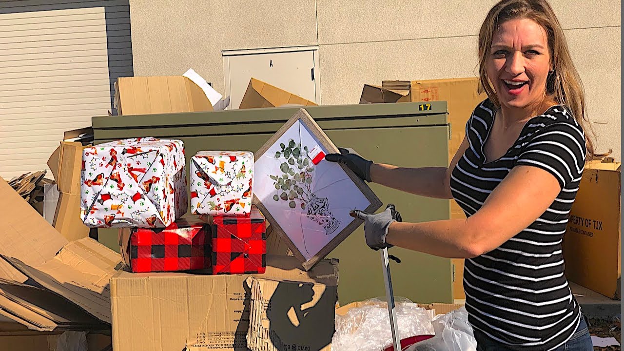 DUMPSTER DIVING- SOMEONE THREW AWAY THEIR KIDS STUFF!