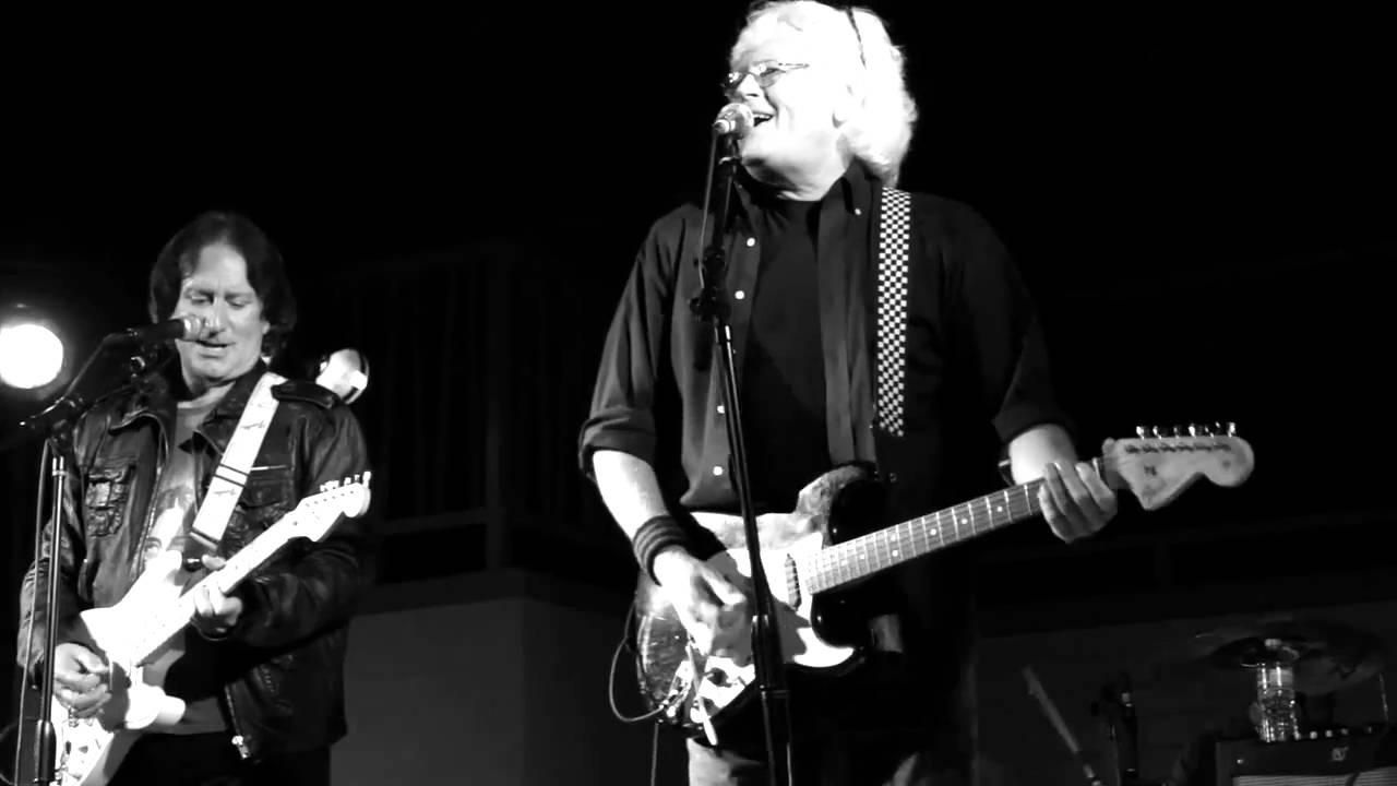 MAGNET AND STEEL - feat.Walter Egan (LIVE) | TheMalibooz