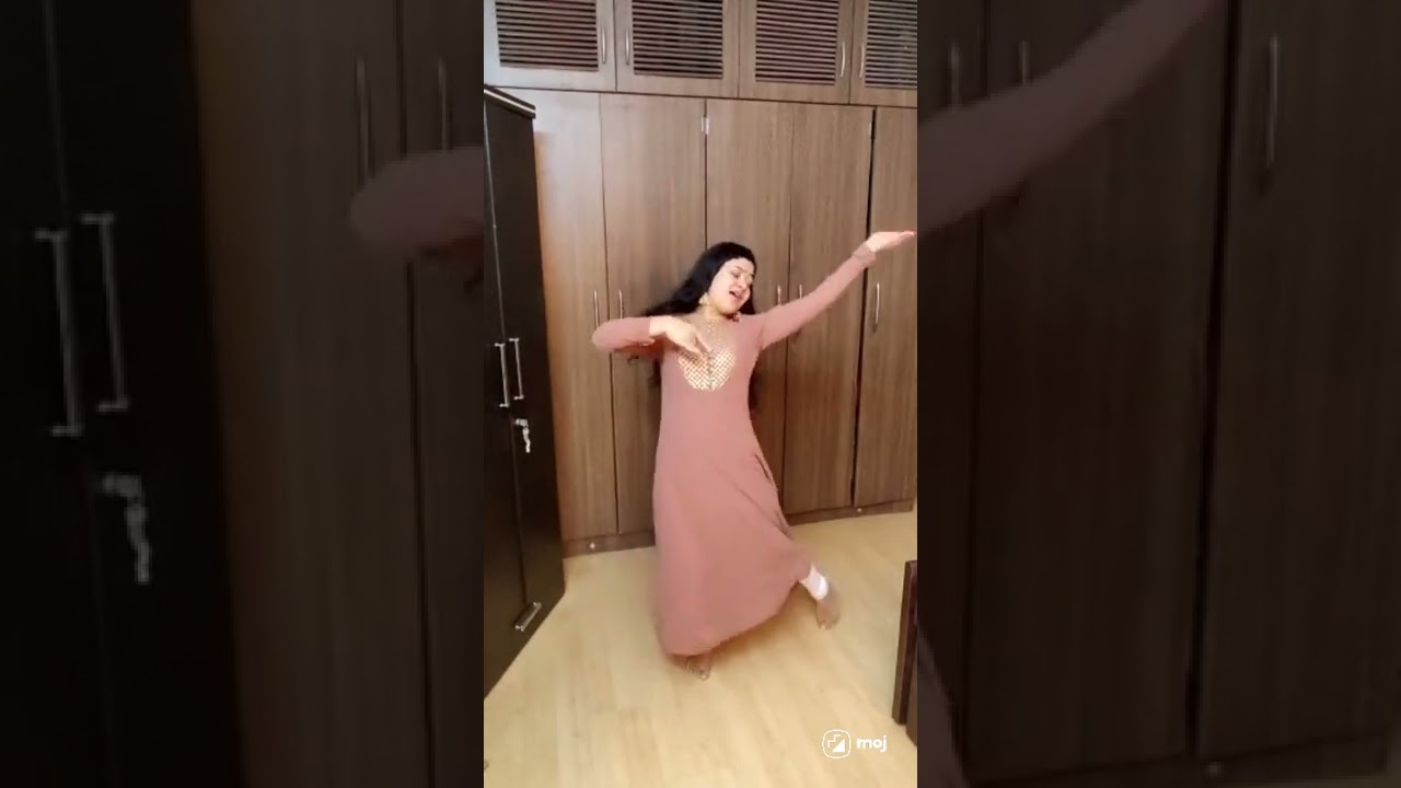 Uff ye expressions...💃🔥.. bol halke halke...😍😍..#viral#viralvideo#trending#dance#love