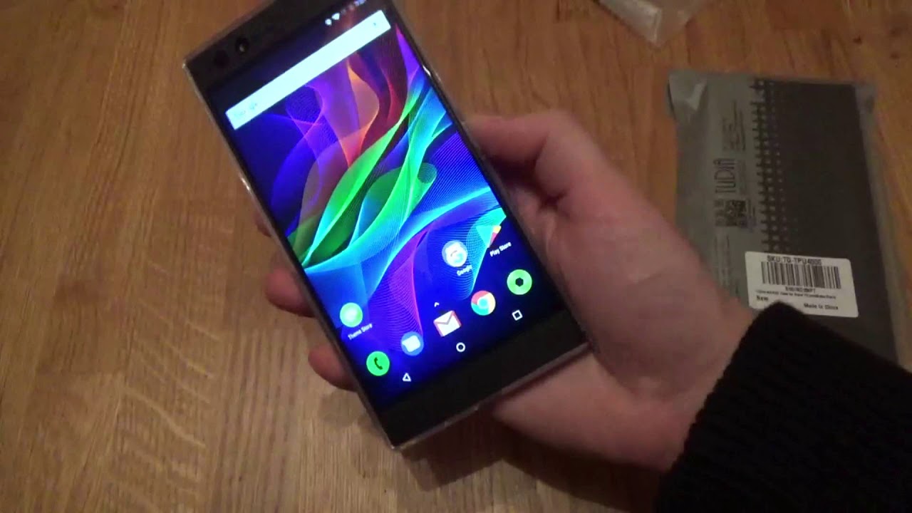 Razer Phone: Tudia Lucion & Merge First Look