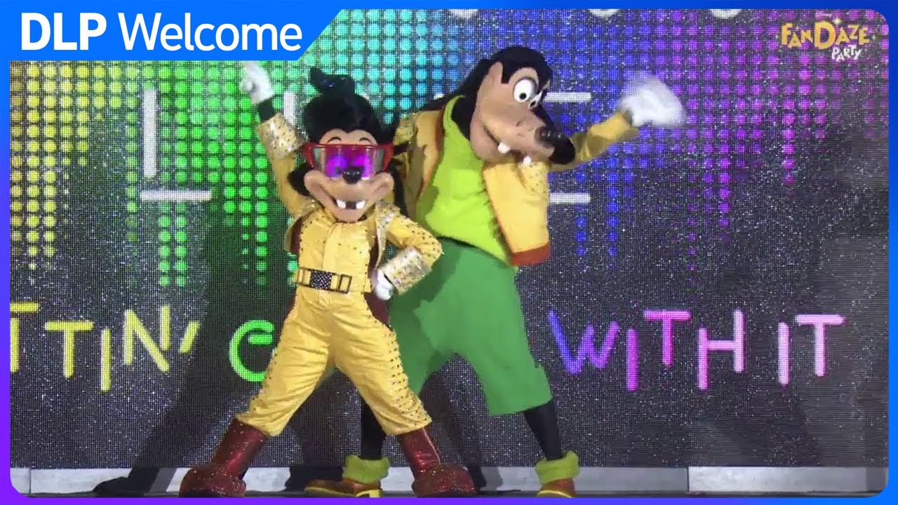 Max Live - Disney FanDaze - Disneyland Paris