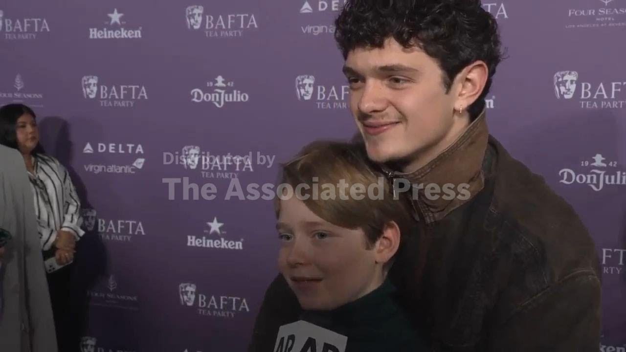 Jacobi and Noah Jupe got into &lsquo;a little bit of mischief&rsquo; on &lsquo;Hamnet&rsquo; set