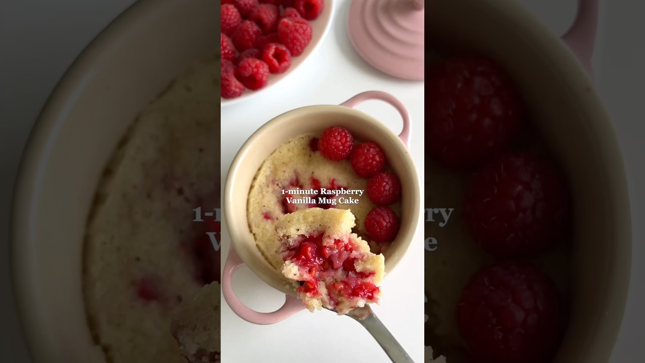 1-minute Raspberry Vanilla Mug Cake😍 #easydessert #easyrecipes #mugcake
