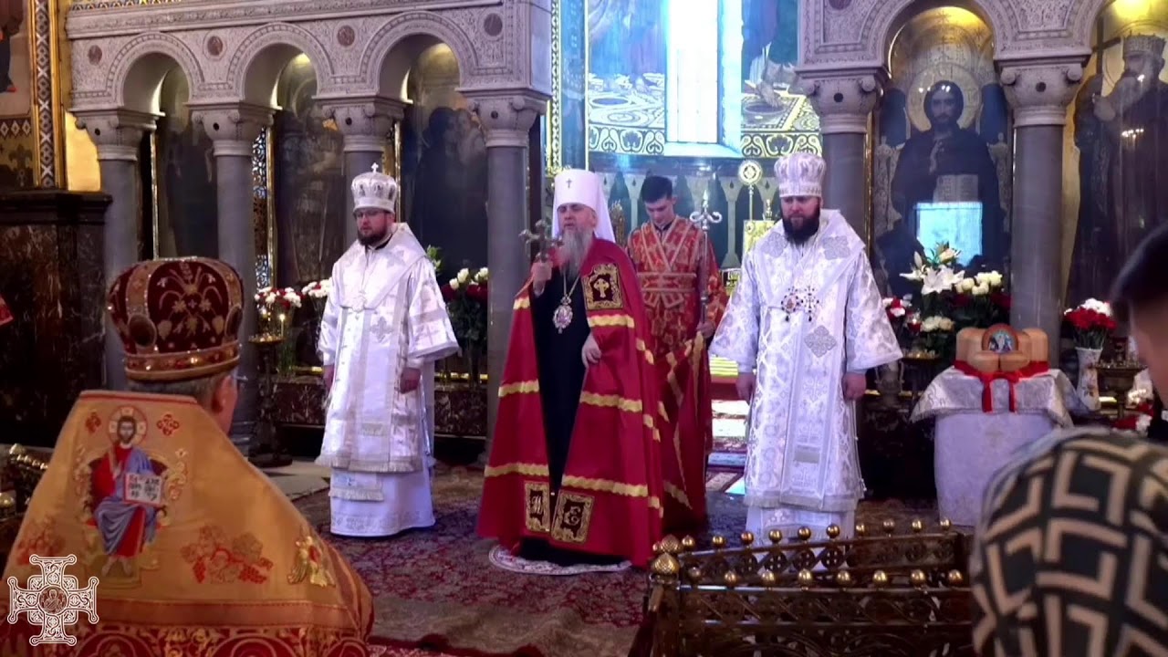 Велика Пасхальна вечірня у Володимирському патріаршому кафедральному соборі
