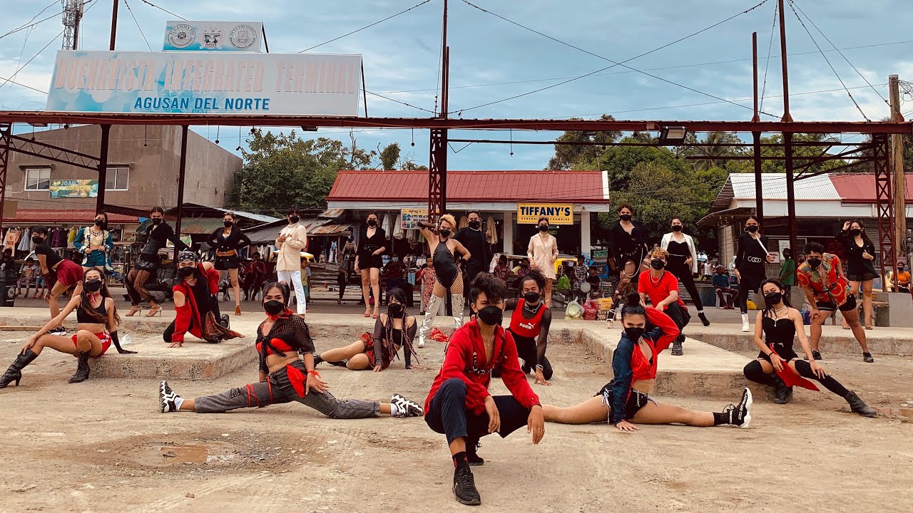 THE HOUSE OF ALL STARS | Numa Numa