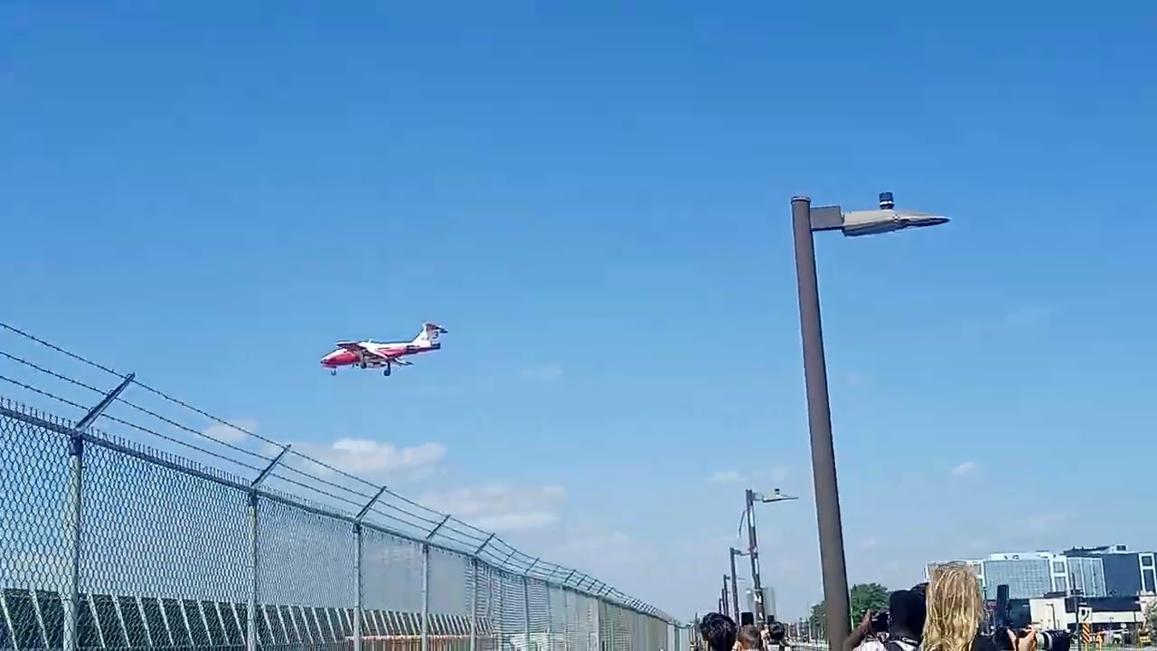 Canadian Forces Snowbirds returning from Canadian International Air Show landing on rwy 23