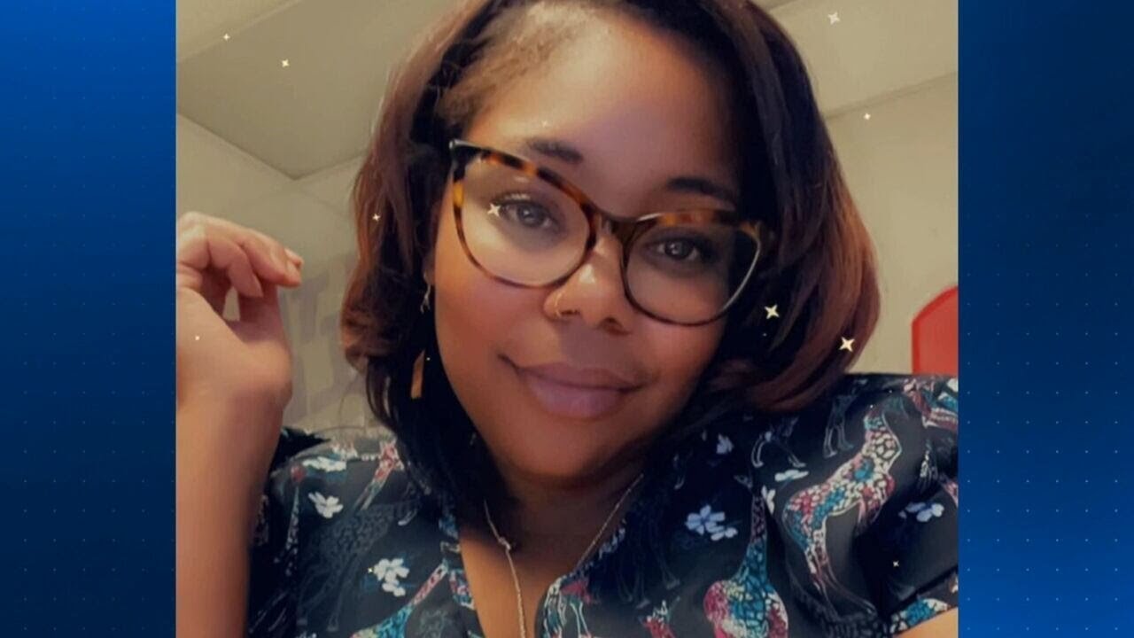 Mother of 3 killed outside elementary school while delivering food