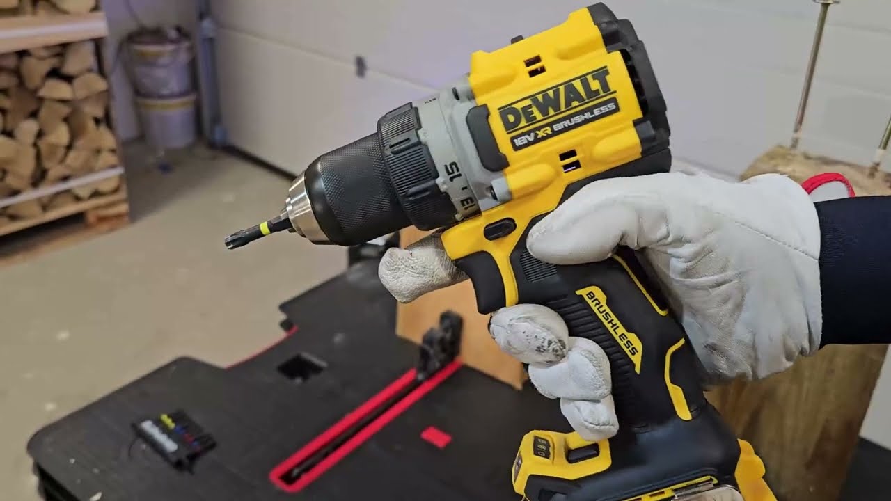 Wkrętarka DeWalt DCD 800 Hardcore test