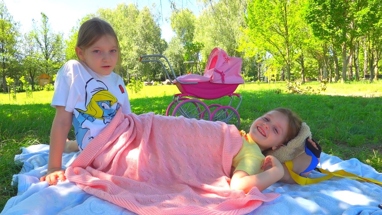 Sofia a pierdut-o pe Sara in padure