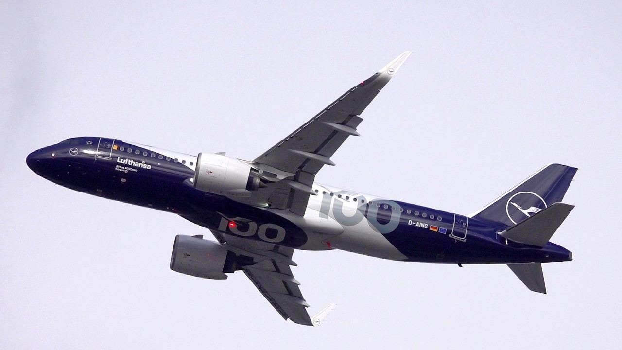 🤩Zwei Hingucker in FRA ✈️ A320 (D-AING) Jubil&auml;umsdesign & A321 (D-AISZ) Super-Star-Design Departure