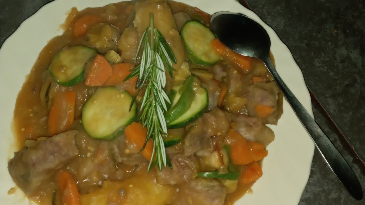 How to cook  the best matoke with arrowroots  without  meat