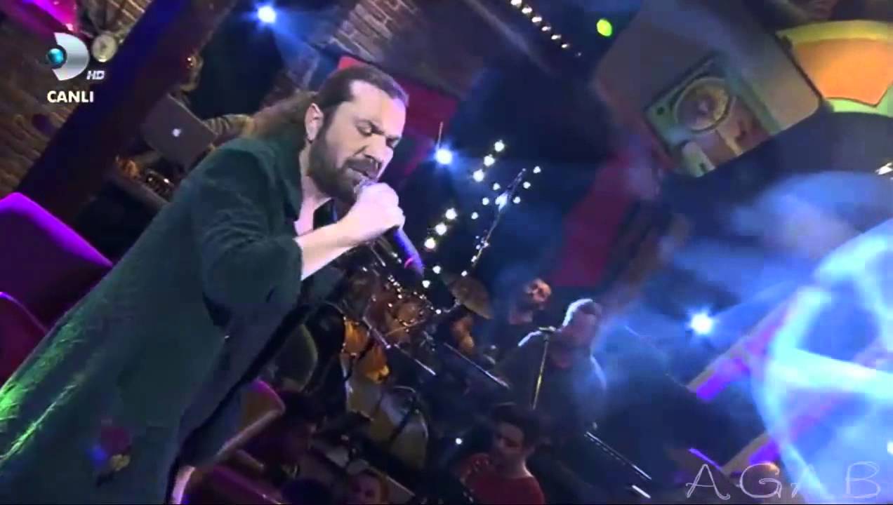 Beyaz Show / Halil Sezai - Kafası Kendinden Bile Güzel (Canlı Performans, 24.1.2015)