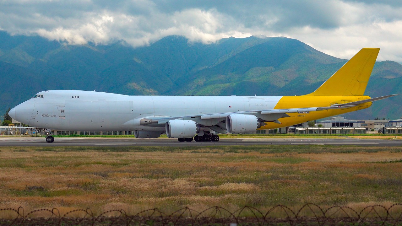 58 minutes of takeoffs and landings at Pudahuel [SCL] airport.