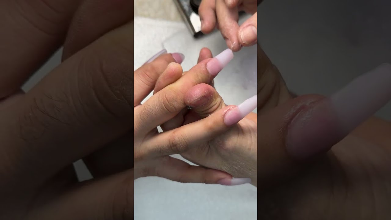 Live Nails / Today Do The Latest Nail Style