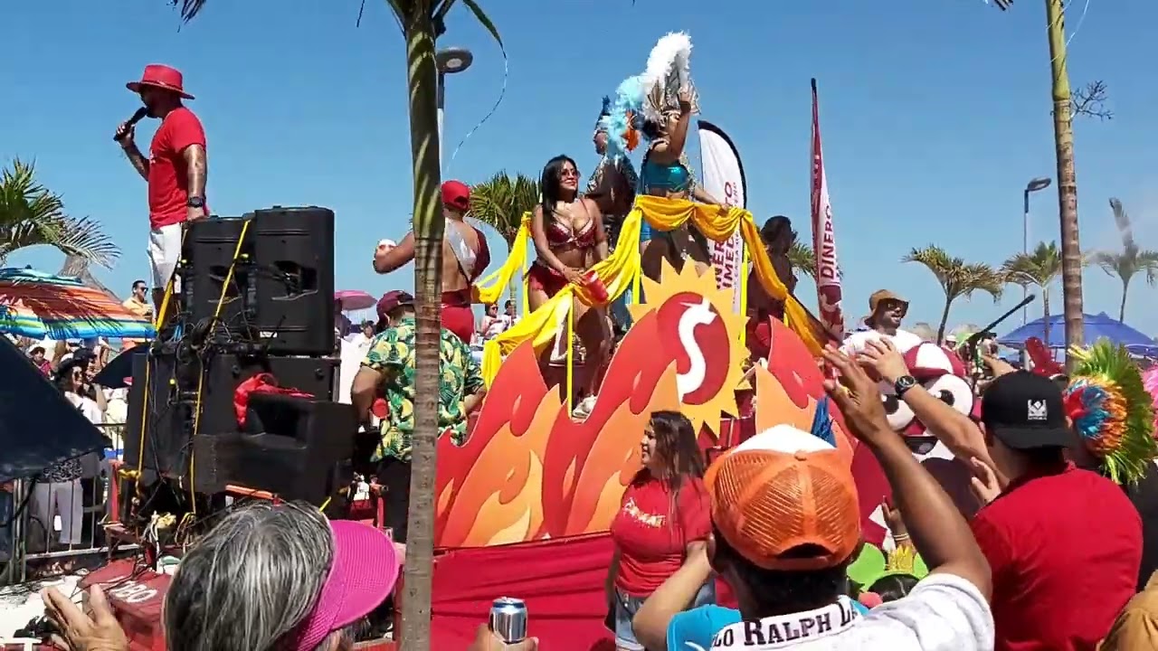Domingo de carnaval 2023 en Progreso, Yucatán,  México